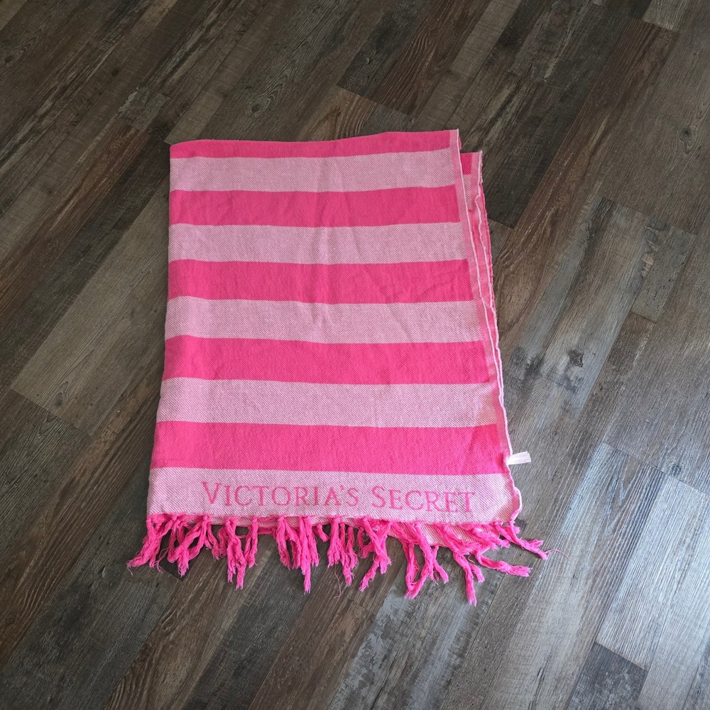 Victoria's Secret Beach Towel Women One Size Pink Striped Fringed Cotton Logo